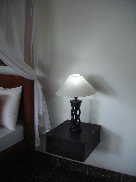 Alur Beach Homestay آميدْ الغرفة الصورة